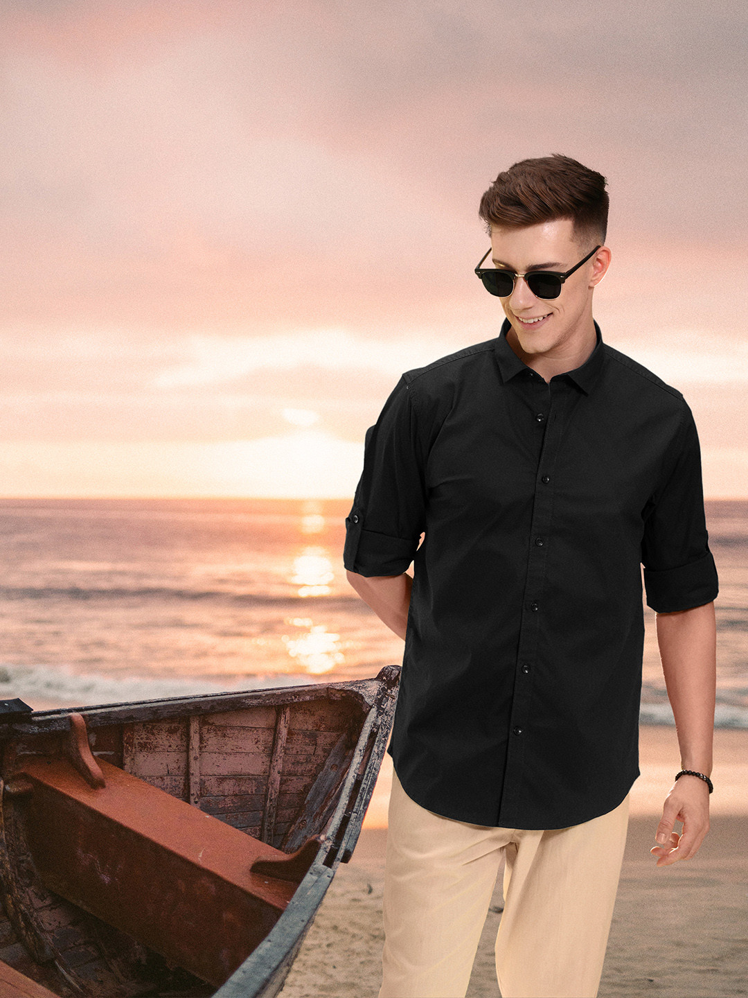 

Mast & Harbour Solid Regular Fit Roll-Up Sleeves Casual Shirt, Black