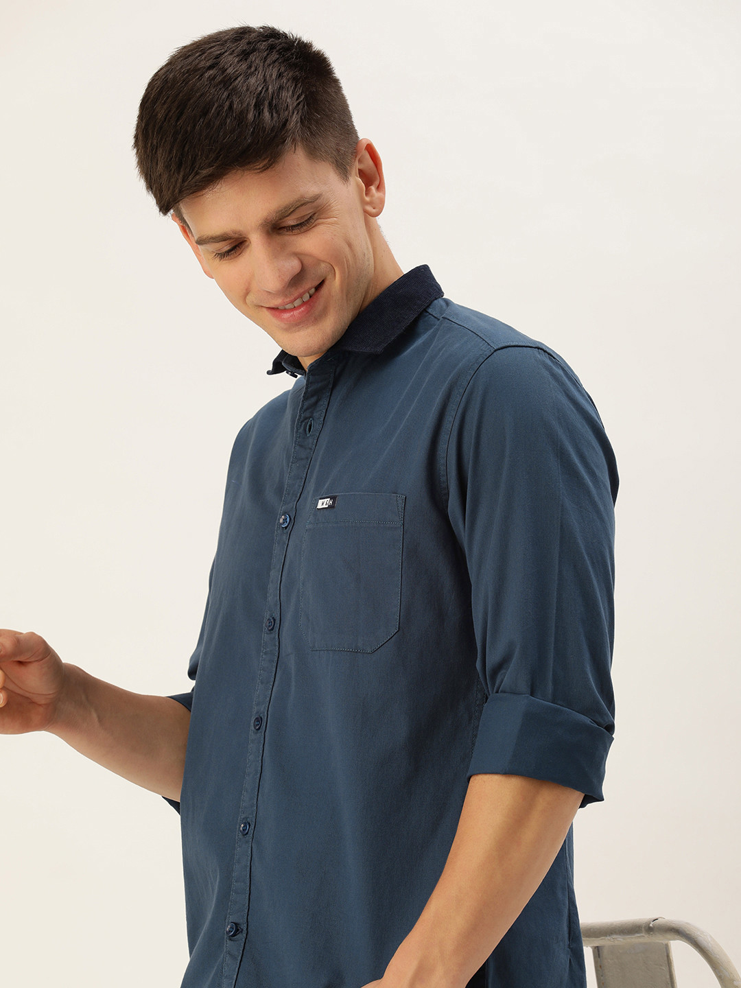 

Mast & Harbour Pure Cotton Solid Casual Shirt, Navy blue