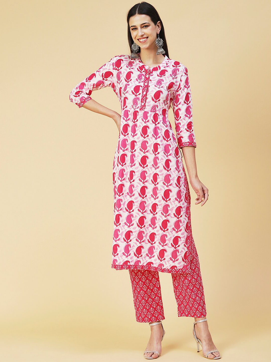 

FASHOR Paisley Printed Empire Mirror Work Pure Cotton Kurta with Trousers, Fuchsia