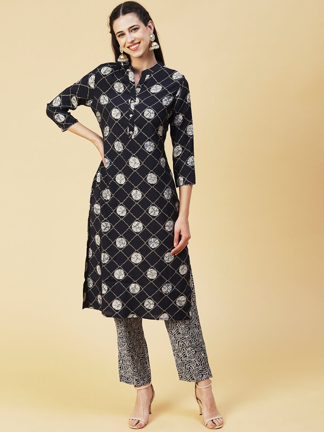 

FASHOR Women Abstract Printed Kurta with Trousers, Navy blue