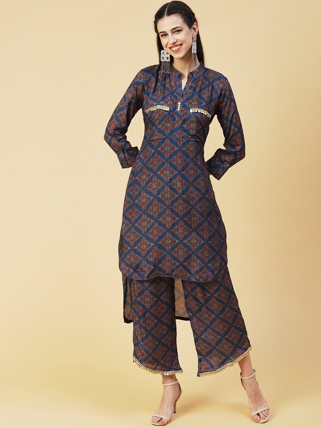 

FASHOR Women Ethnic Motifs Printed Kurta with Palazzos, Blue