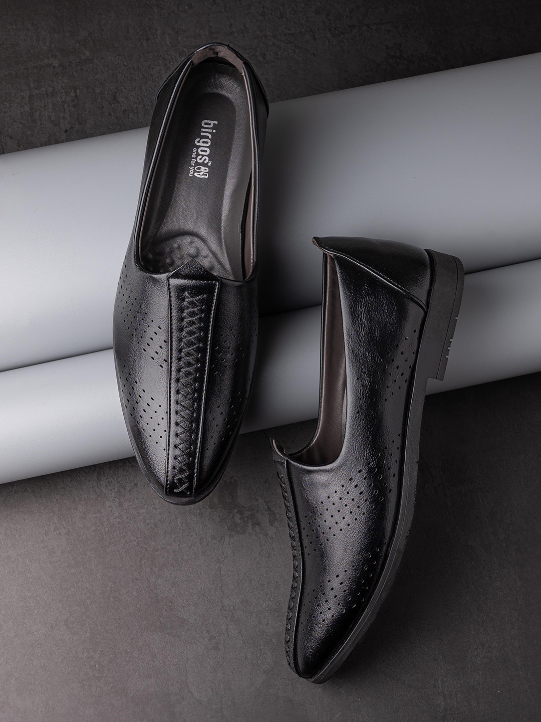 

birgos Men Leather Slip-Ons, Black