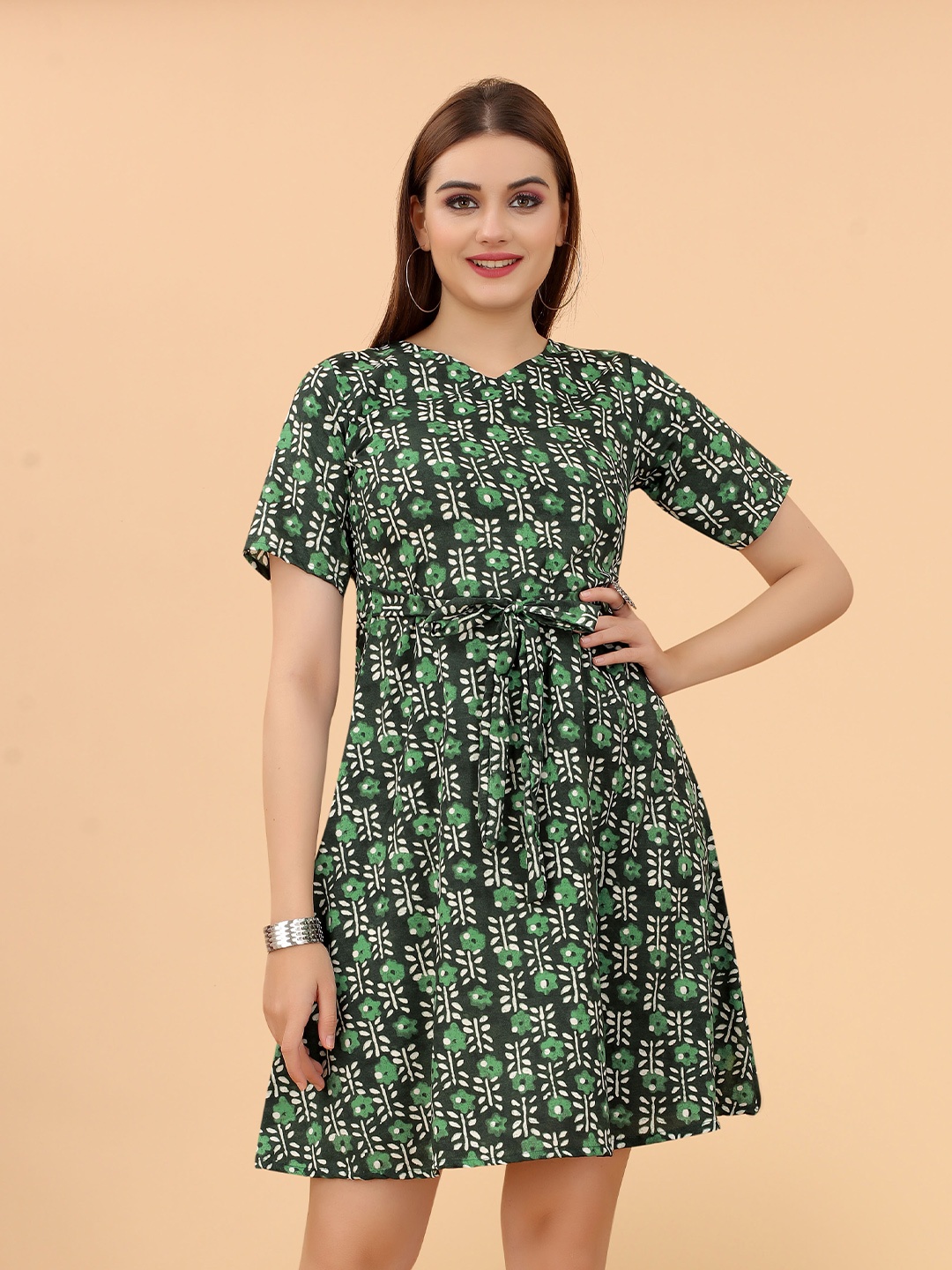 

KETAKI FASHION Floral Printed Dress, Green