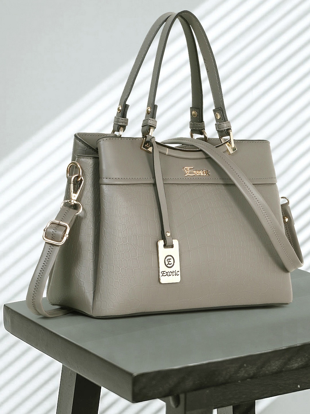

Exotic Women Animal Textured PU Structured Handheld Bag with Fringed, Grey