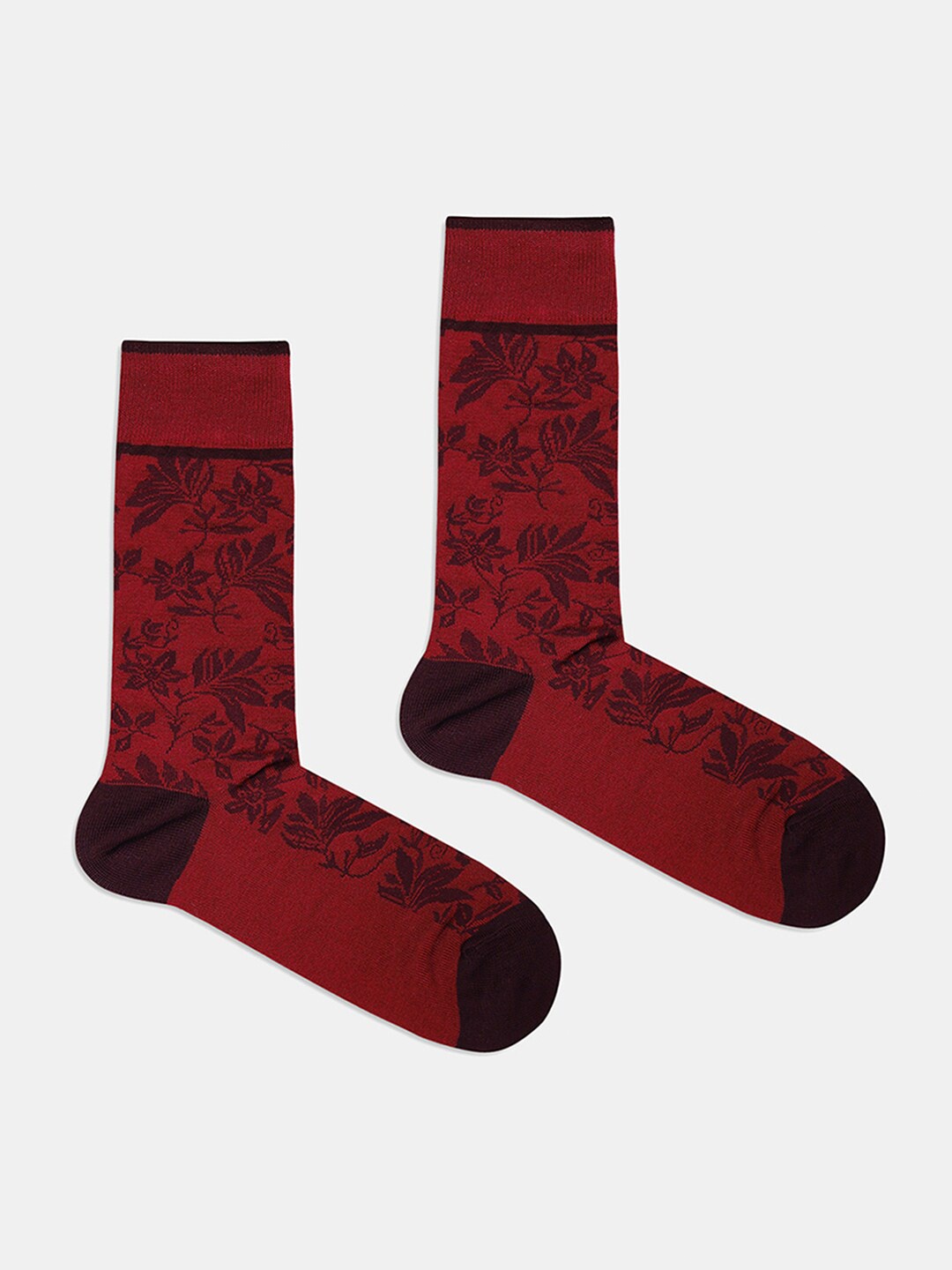 

Blackberrys Oman Men Patterned Calf-Length Socks, Maroon