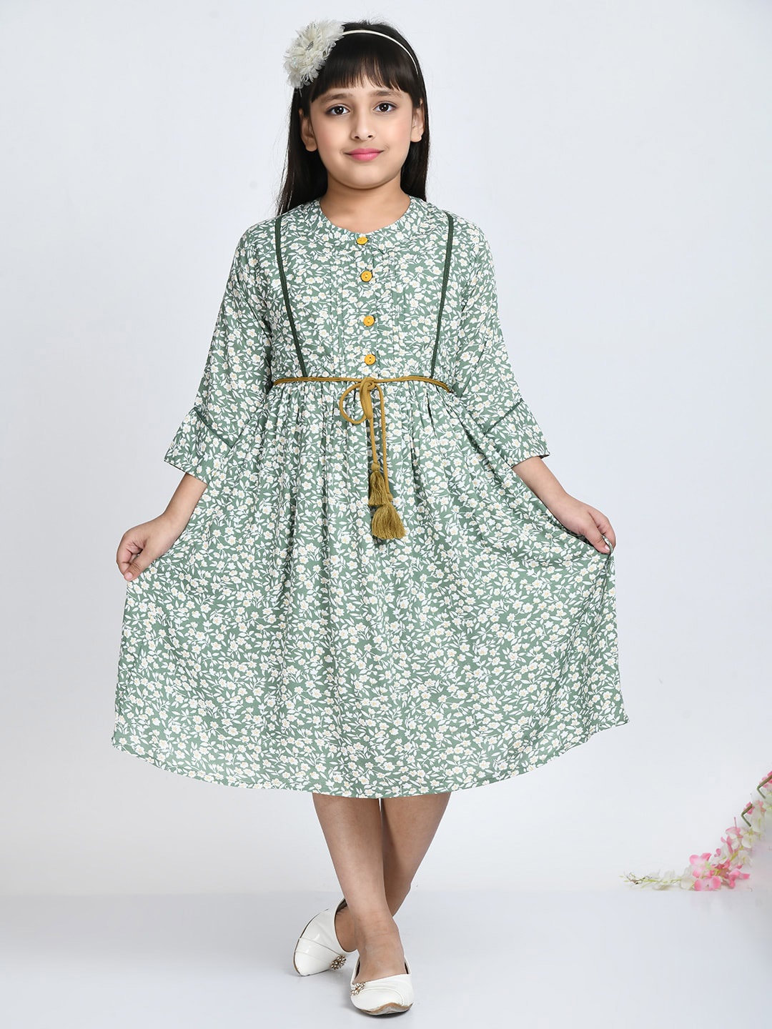 

Bella Moda Green Floral A-Line Midi Dress