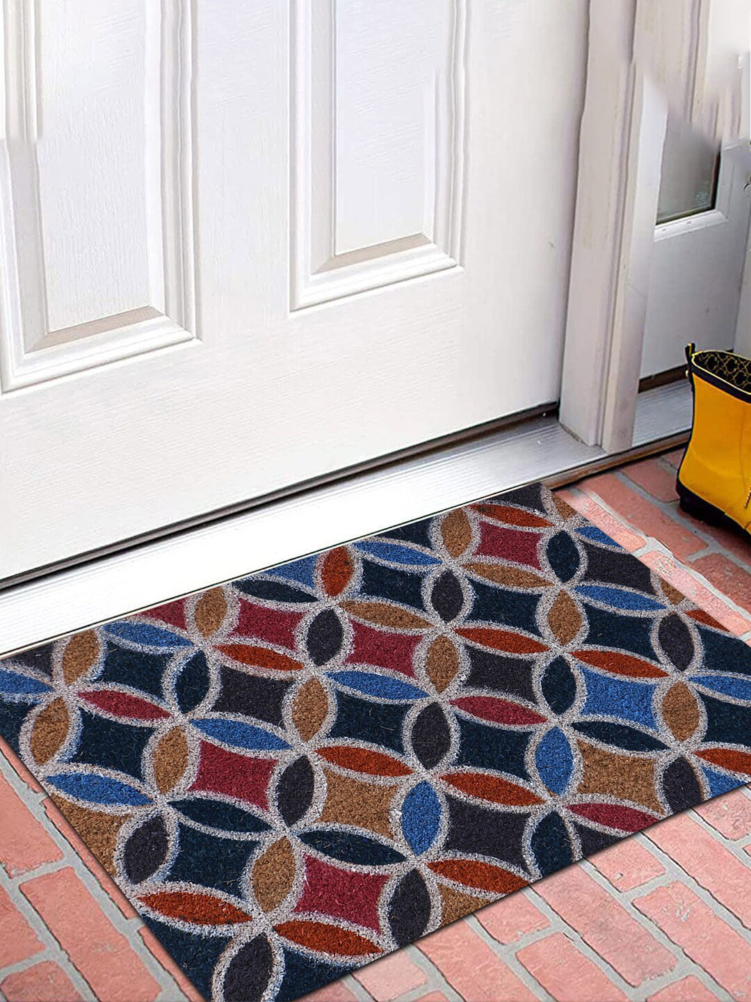 

Kuber Industries Brown & Black Geometric Printed Anti-Skid Doormat