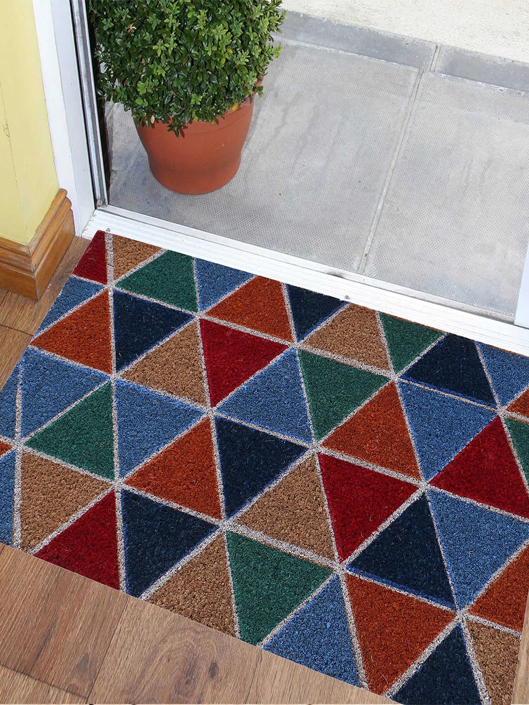 

Kuber Industries Brown & Blue Geometric Printed Anti-Skip Doormat