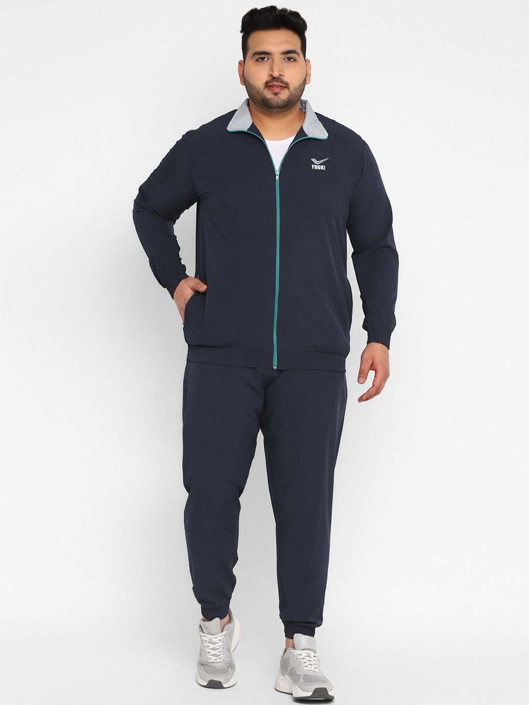 

Yuuki Men Plus Size Solid Sports Tracksuits, Navy blue