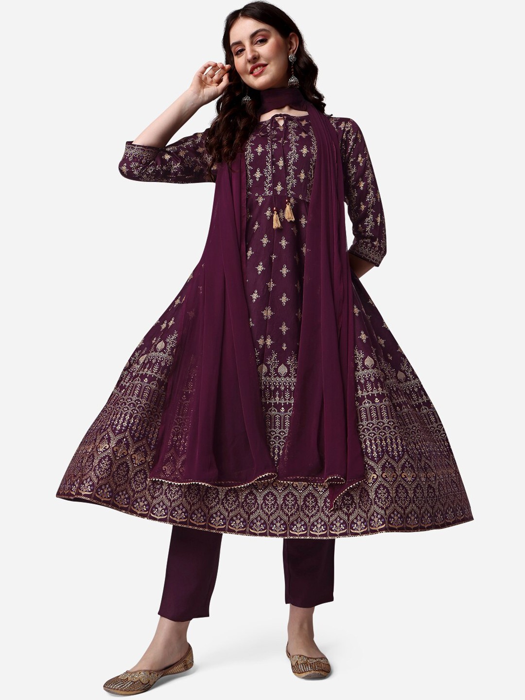 

Berrylicious Women Ethnic Motifs Printed Pure Silk Kurta with Trousers & Dupatta, Maroon