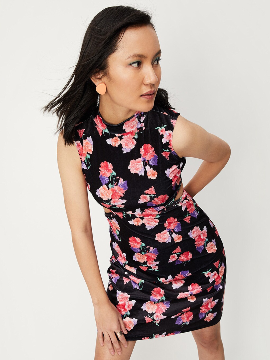 

max Black Floral Sheath Mini Dress