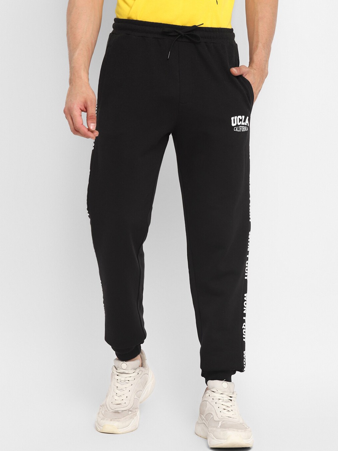 

UCLA Men Printed Joggers, Black