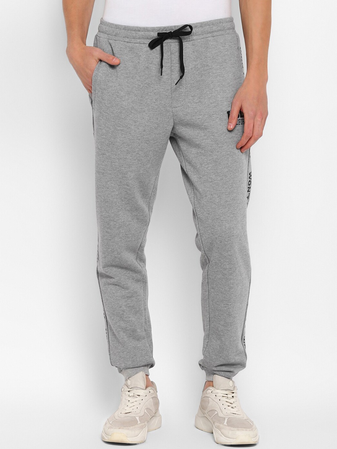 

UCLA Men Cotton Logo Printed Joggers, Grey melange