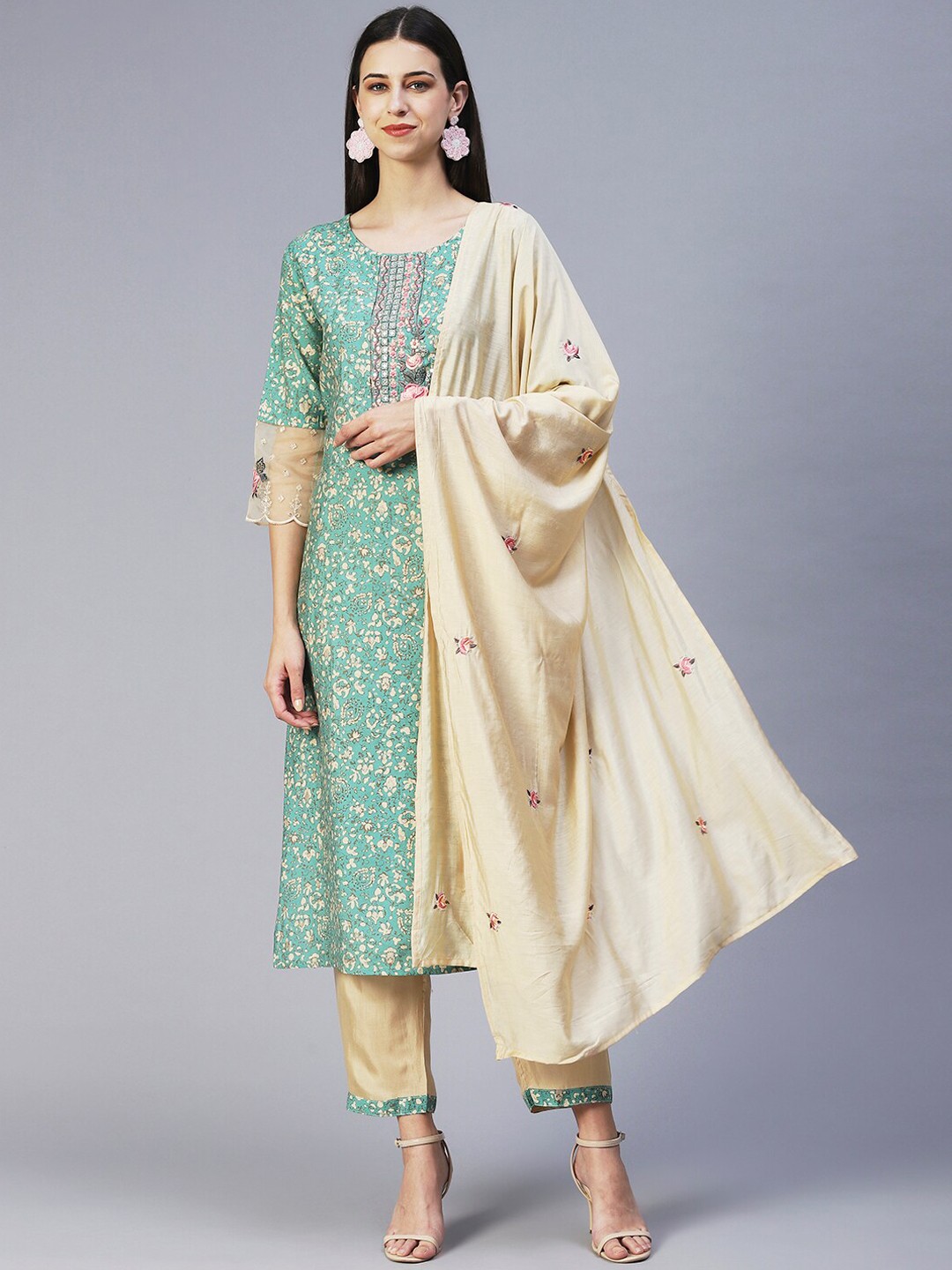 

FASHOR Women Printed Thread Work Kurta with Trousers & Dupatta, Sea green
