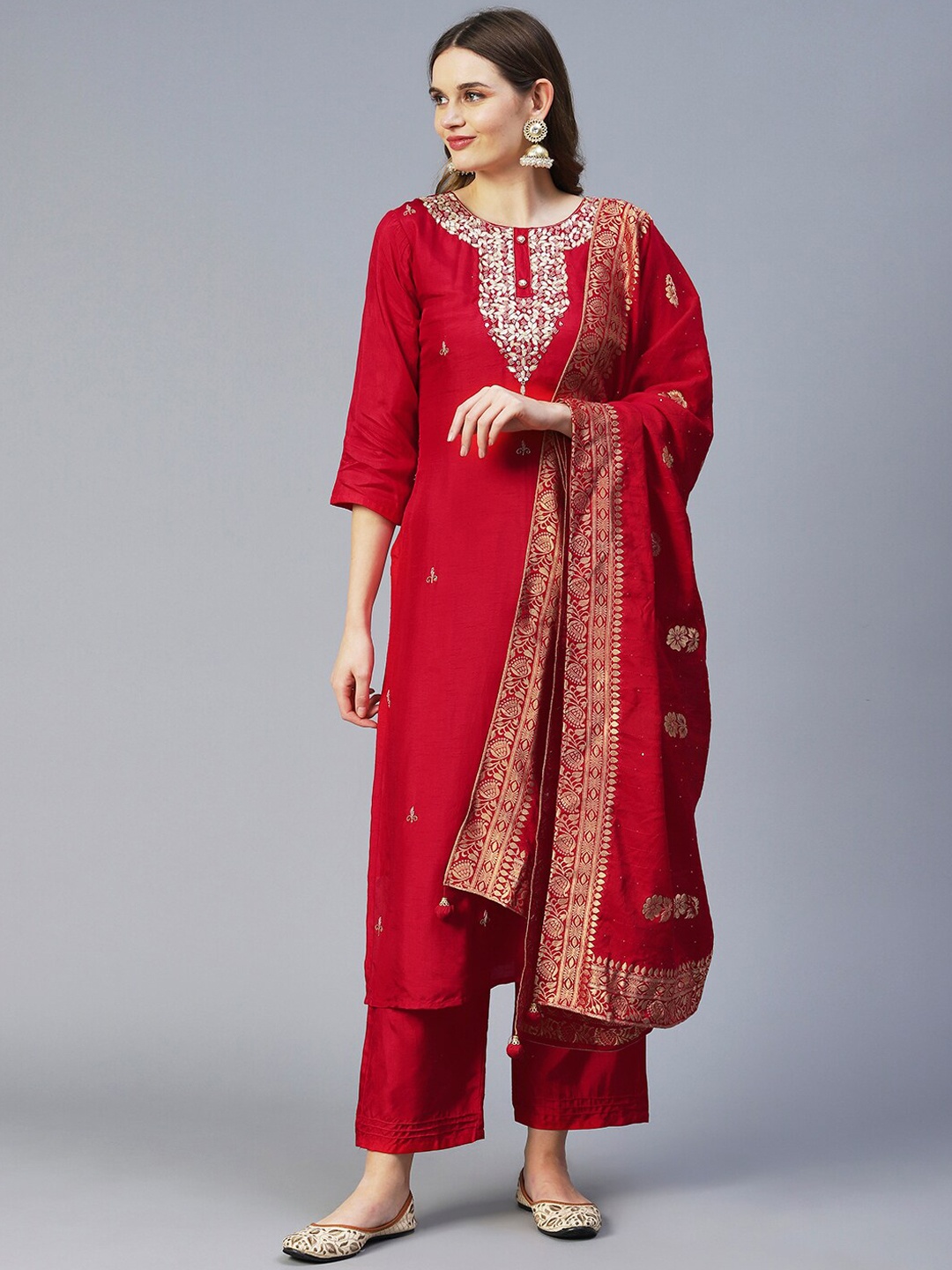 

FASHOR Women Ethnic Motifs Embroidered Beads and Stones Kurta with Trousers & With Dupatta, Red