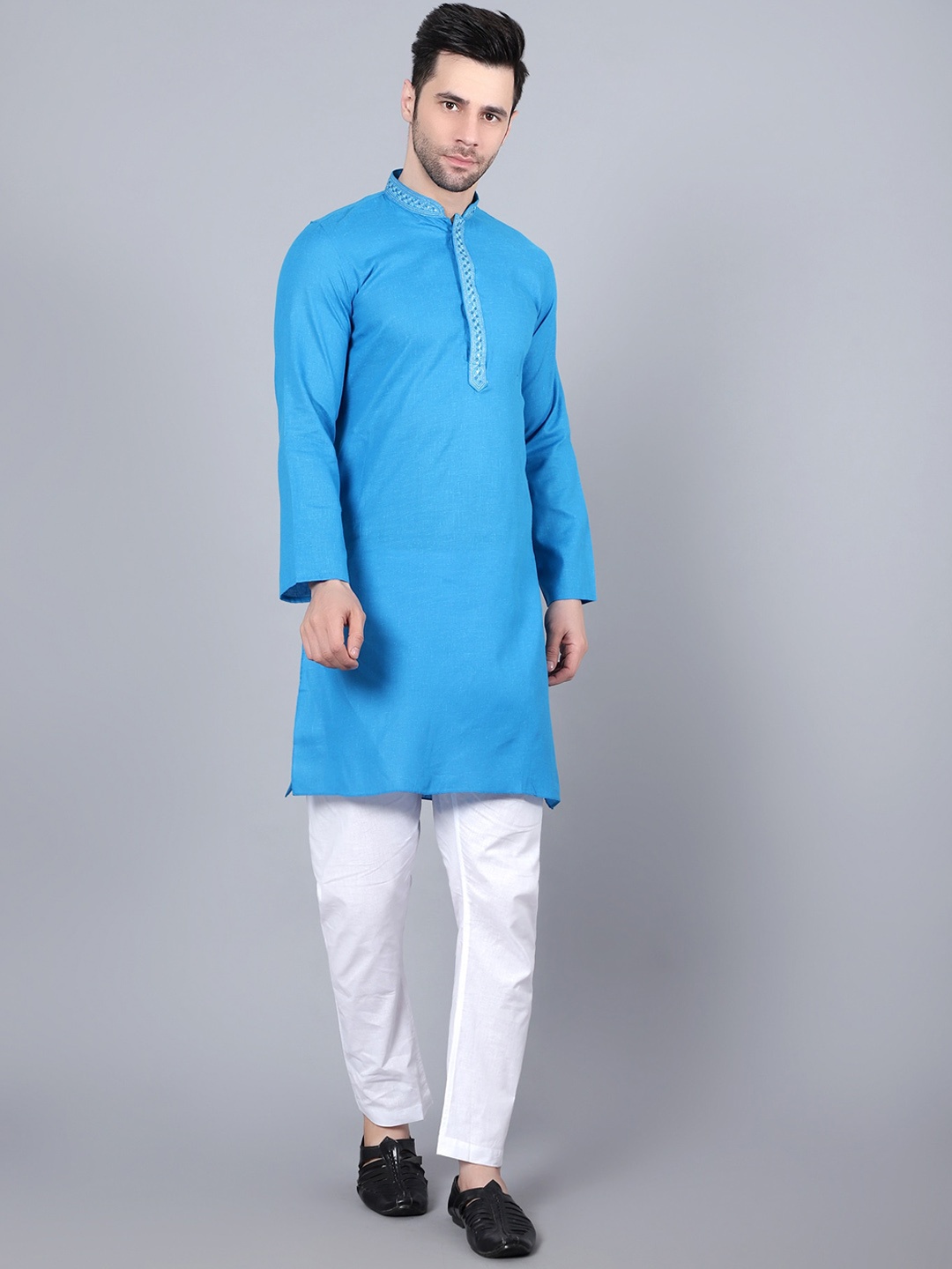 

HERE&NOW Men Thread Work Kurta with Pyjamas, Blue