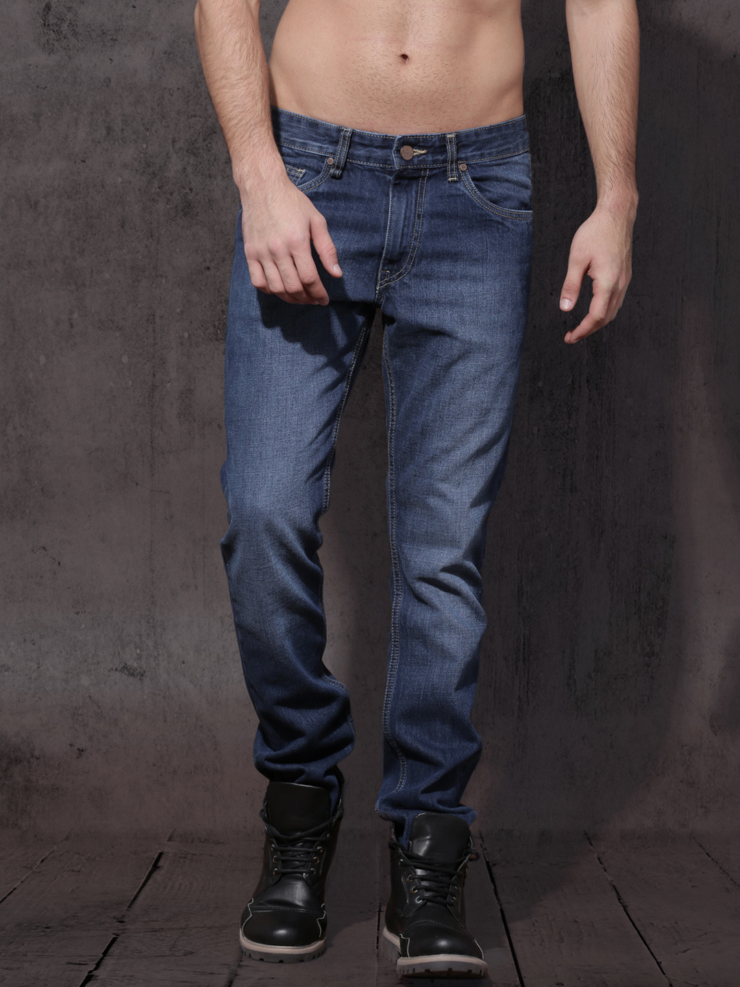 

Roadster Men Blue Slim Fit Mid-Rise Clean Look Jeans