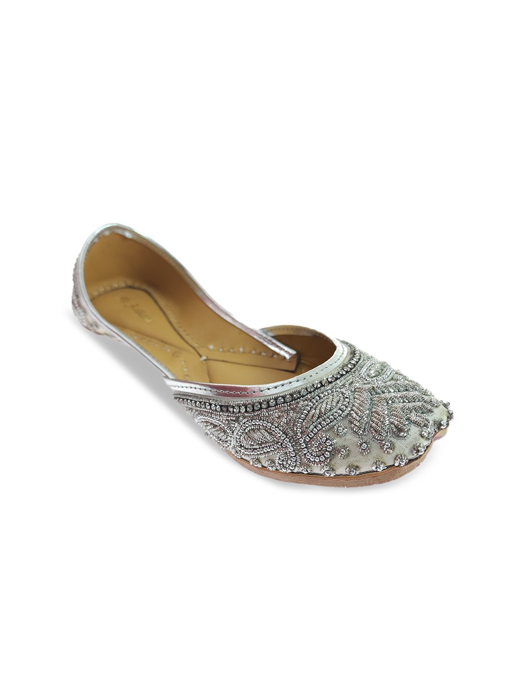 

Fulkari Women Embellished Ethnic Mojaris Flats, White