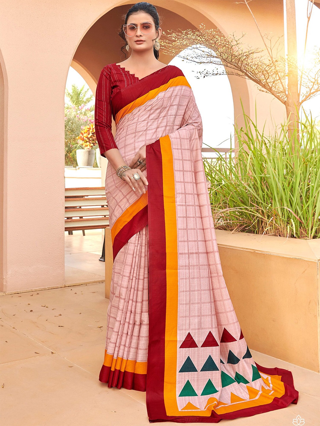 

Saree mall Checked Art Silk Taant Sarees, Peach