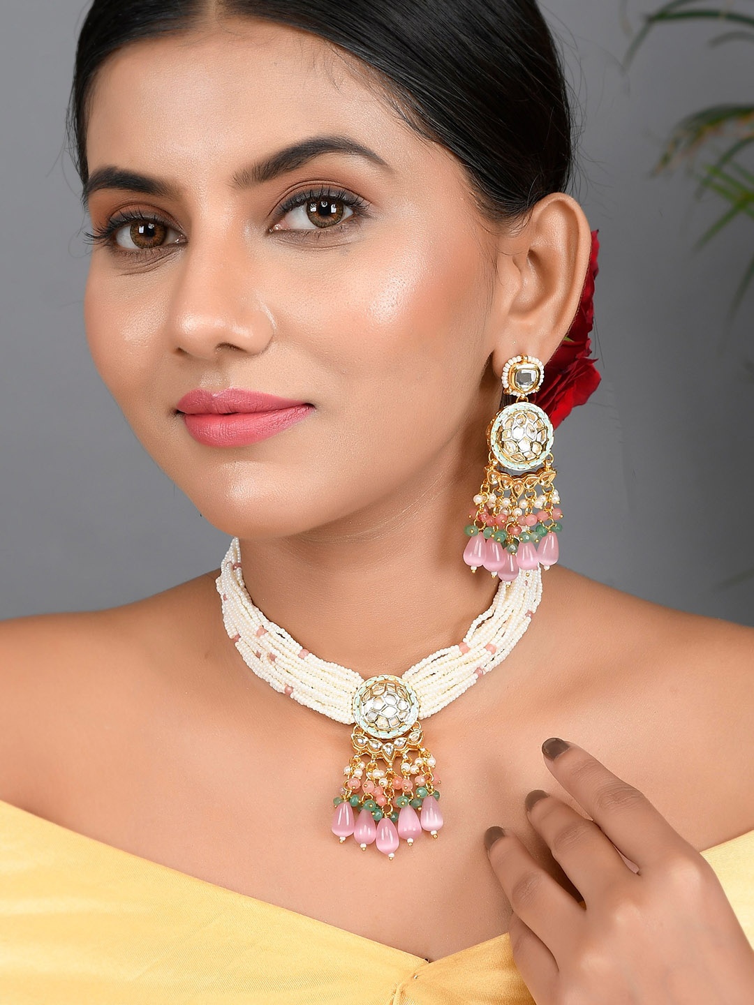 

DASTOOR Gold-Plated Kundan Studded & Beaded Designer Jewellery Set