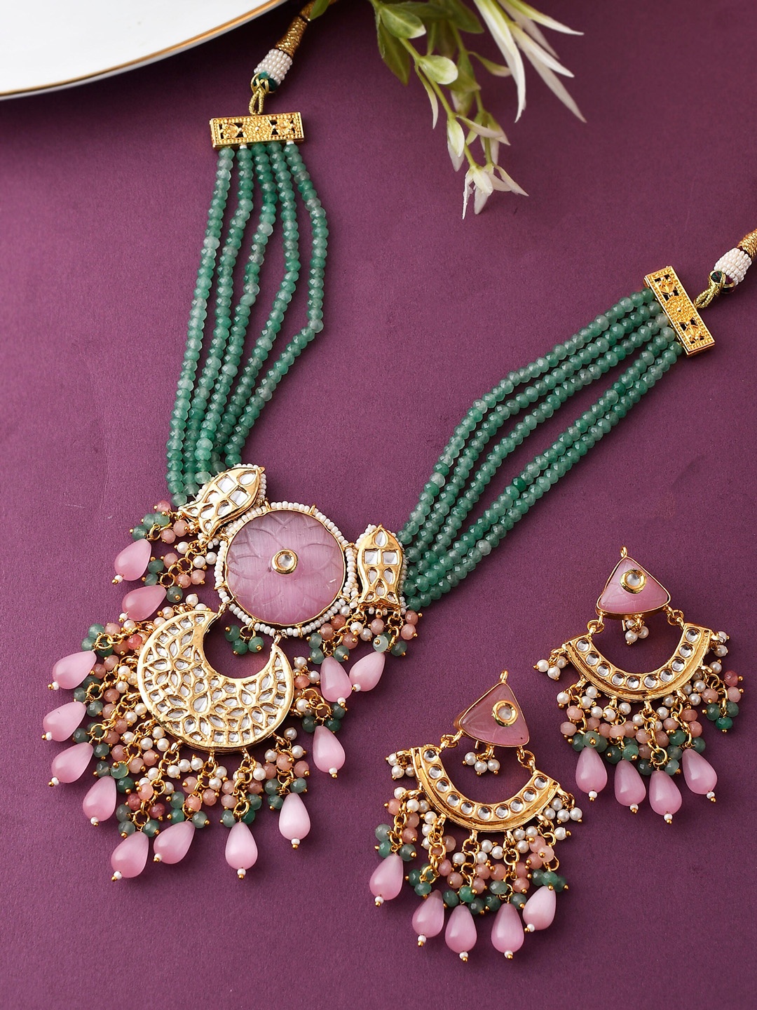 

DASTOOR Gold-Plated Kundan-Studded Designer Jewellery Set