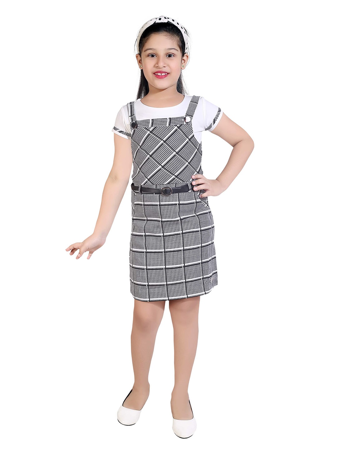 

Tiny Girl Checked Pinafore Dress, Black