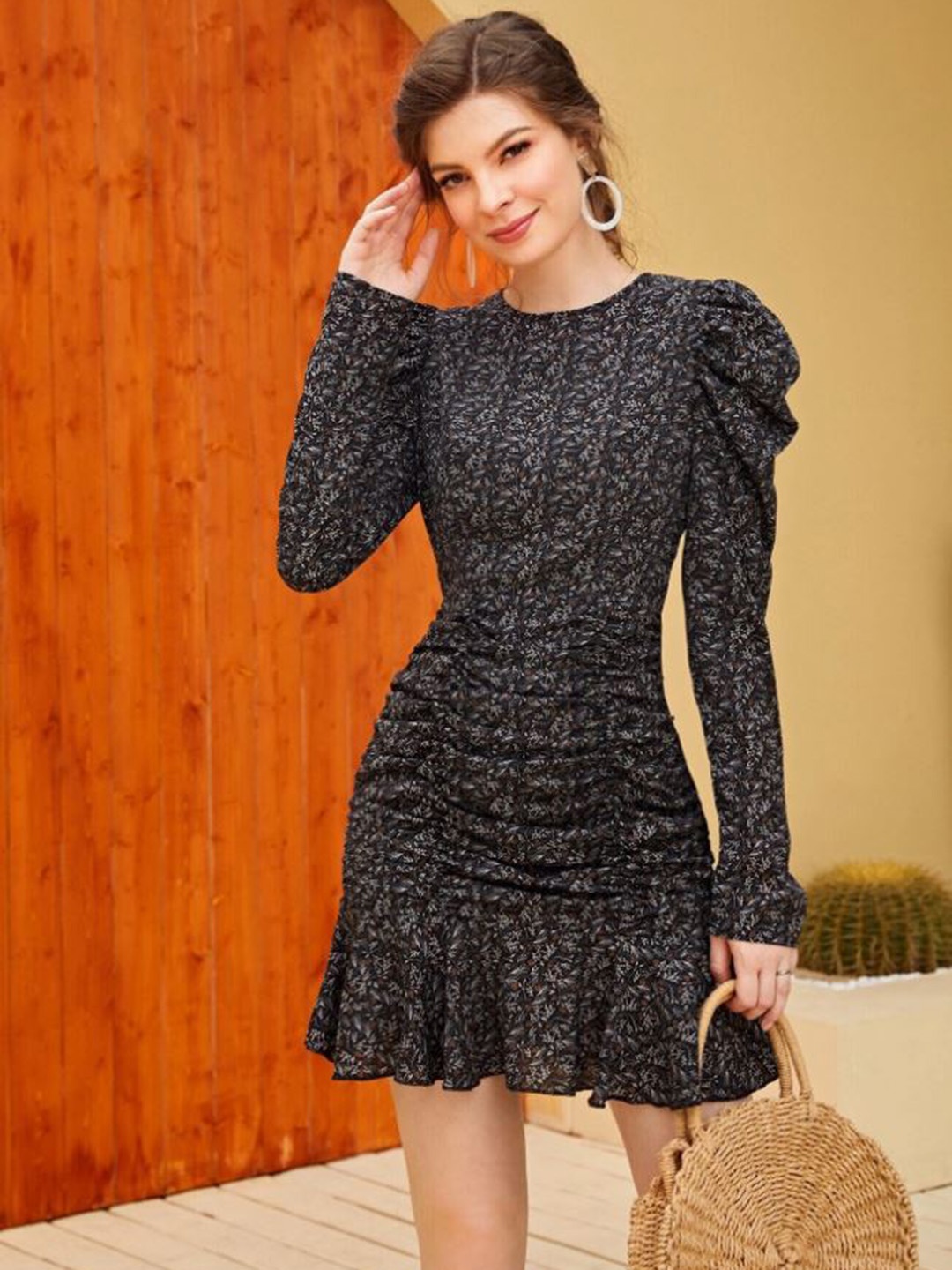 

FAVRIZ Floral Printed A-Line Dress, Black
