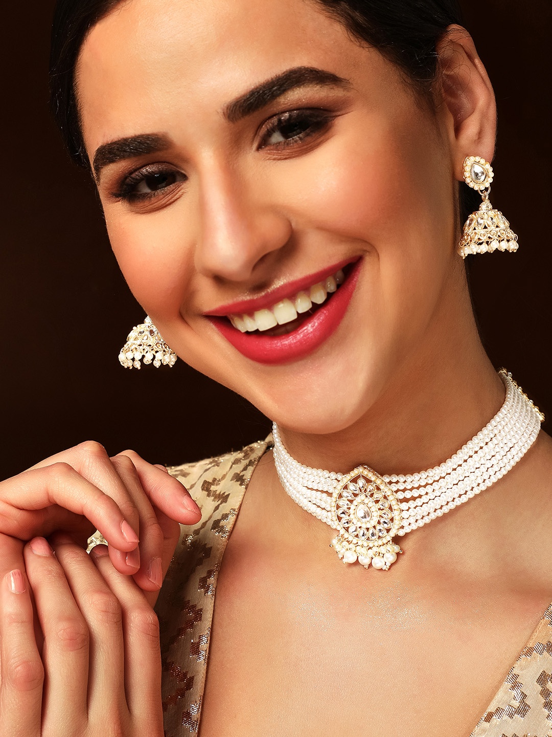 

Rubans Gold-Plated Kundan-Studded Choker Jewellery Set