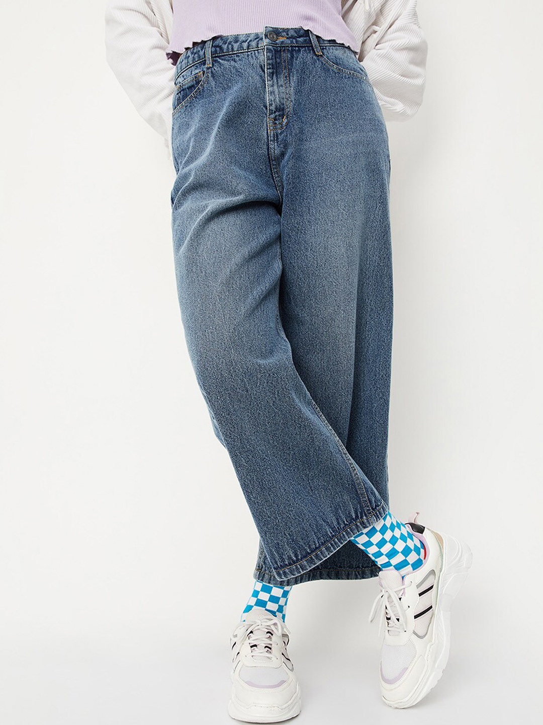 

max Women Light Fade Cotton Jogger Jeans, Blue