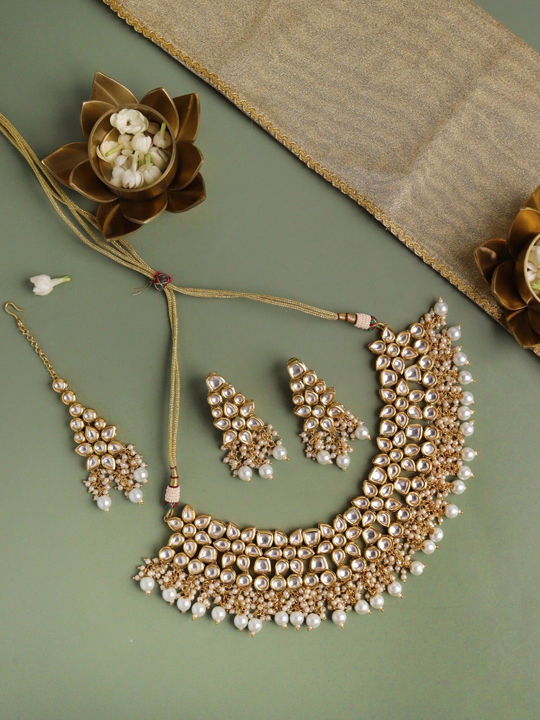 

CURIO COTTAGE Gold-Plated Stone-Studded & Beaded Jewellery Set