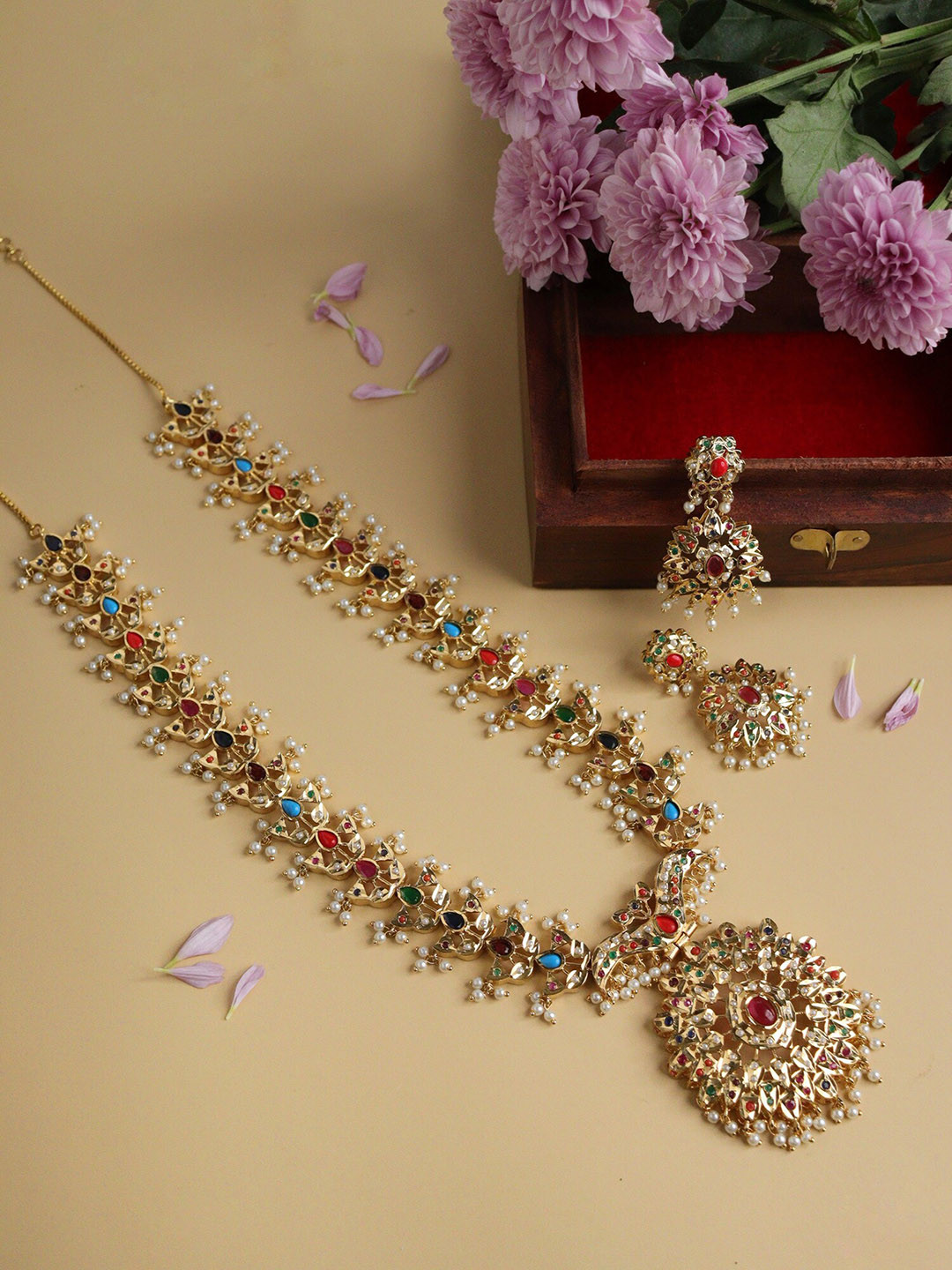 

CURIO COTTAGE Gold-Plated Navratan Stone-Studded & Beaded Jewellery Set