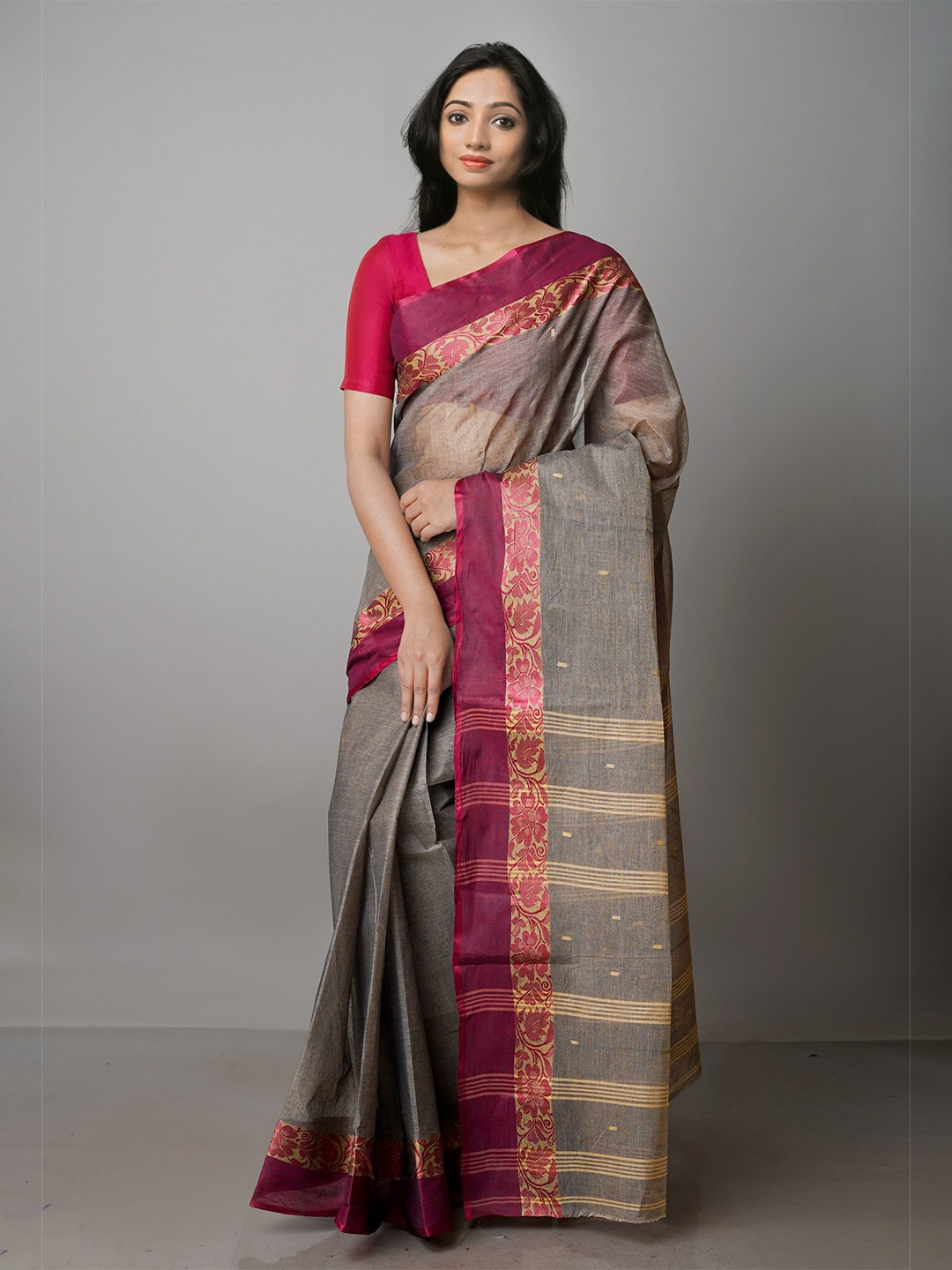 

Unnati Silks Woven Design Zari Pure Cotton Taant Handloom Saree, Brown