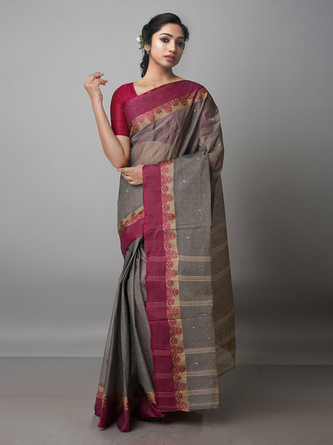 

Unnati Silks Woven Design Zari Pure Cotton Taant Saree, Brown