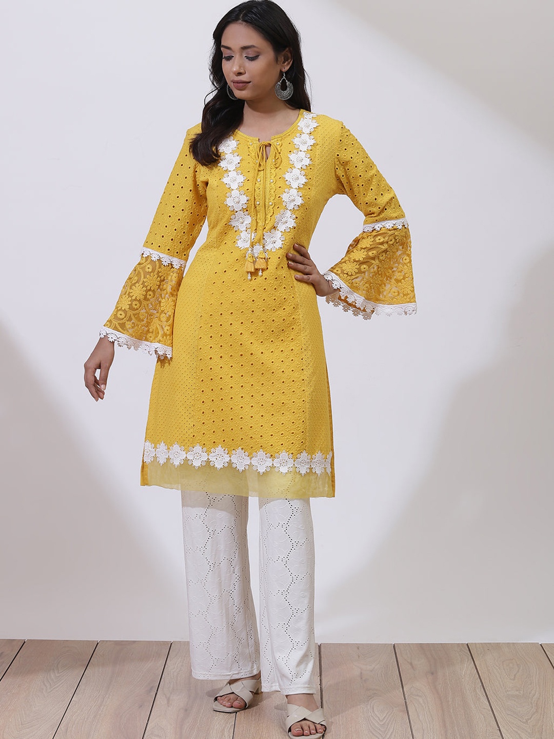 

Lakshita Women Cotton Ethnic Motifs Embroidered Keyhole Neck Thread Work Kurta, Yellow