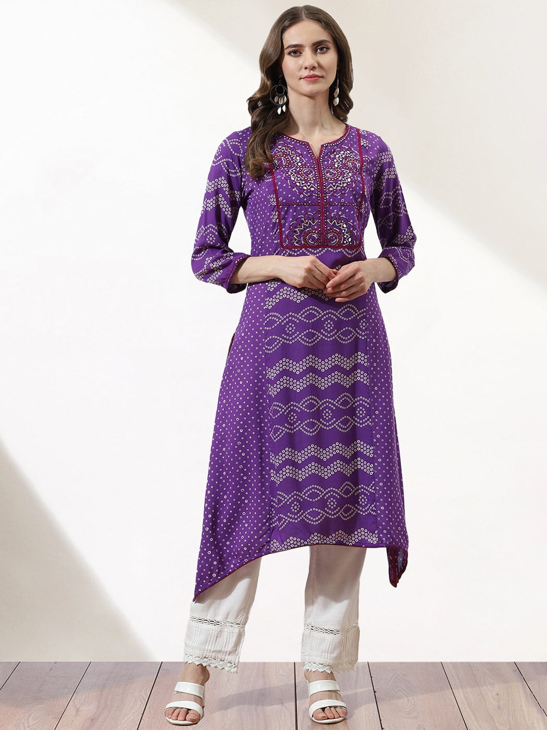 

Lakshita Round Notch Neck Geometric Printed Mirror Work Modal Kurta, Purple
