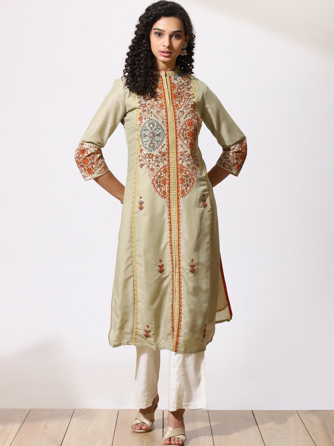 

Lakshita Women Ethnic Motifs Printed Kurta, Olive