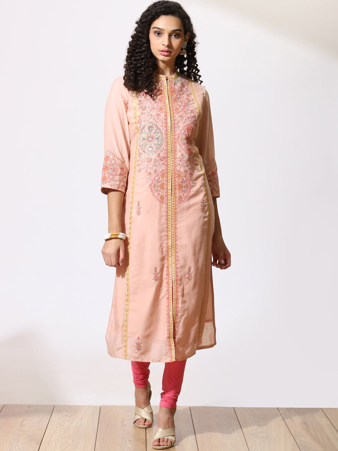 

Lakshita Plus Size Women Ethnic Motifs Embroidered Thread Work Kurta, Peach