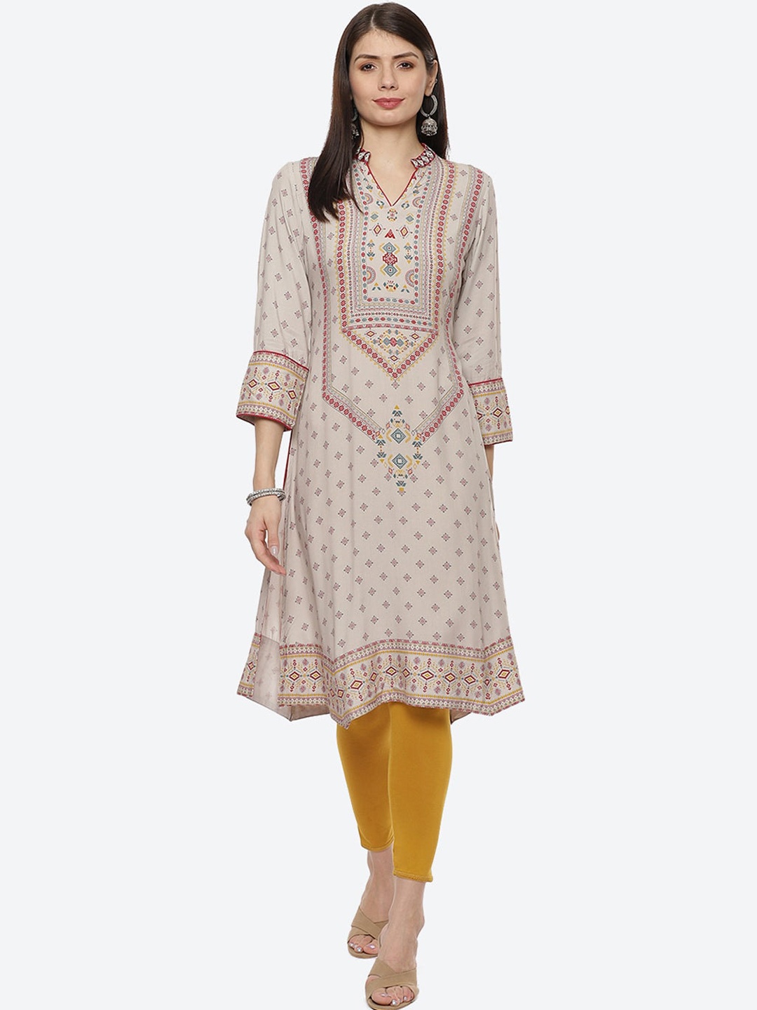 

Lakshita Plus Size Women Geometric Printed Thread Work Anarkali Kurta, Cream