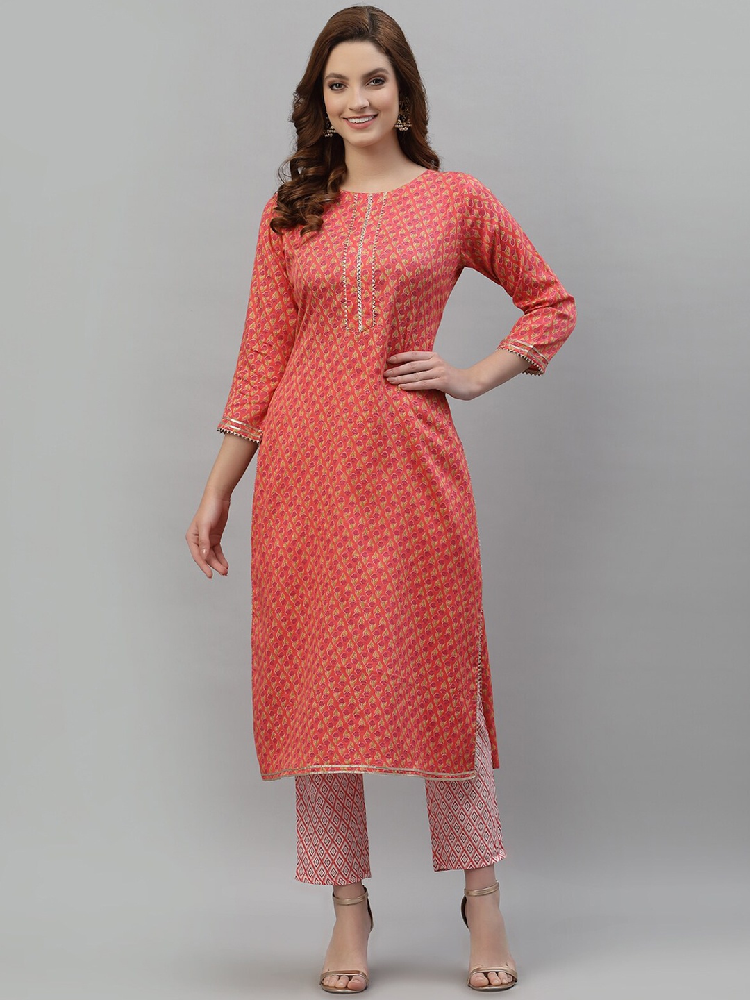 

TANKHI Women Floral Printed Gotta Patti Chanderi Cotton Kurta with Trousers, Orange