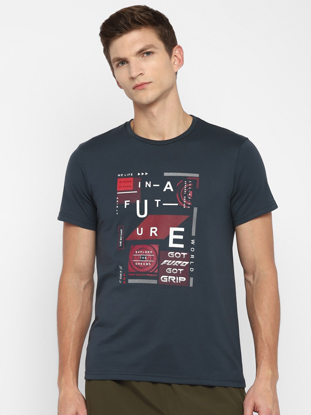 

FURO by Red Chief Men Navy Blue & Red Typography Printed T-shirt