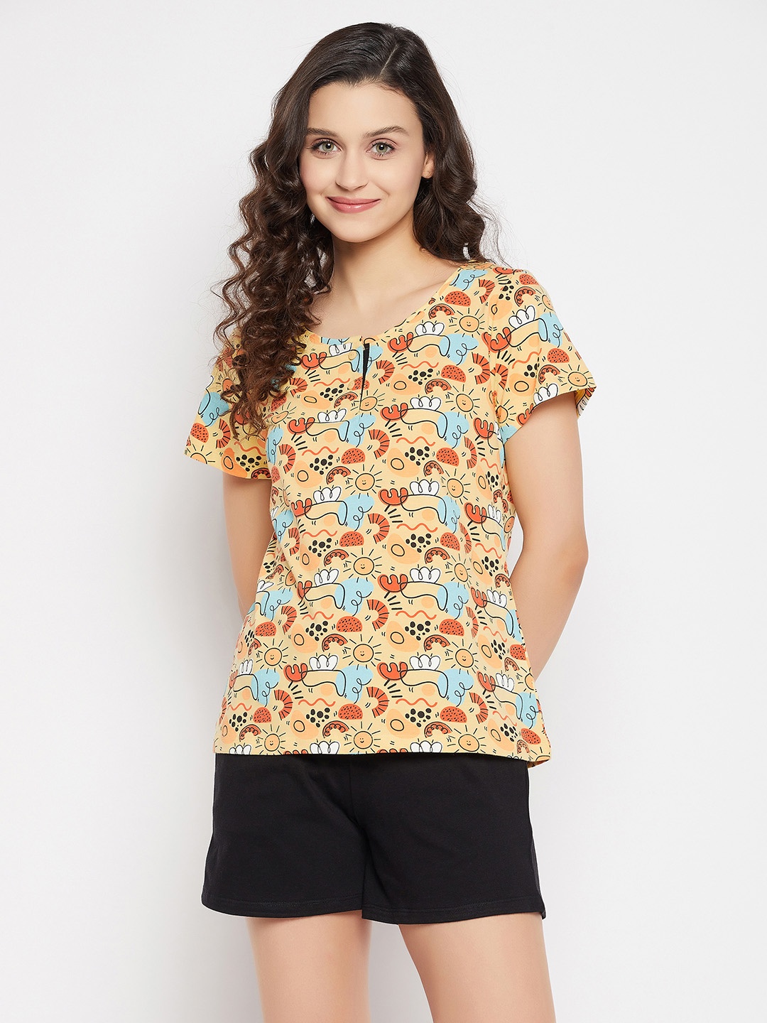 

Clovia Cotton Printed Top & Chic Shorts, Yellow