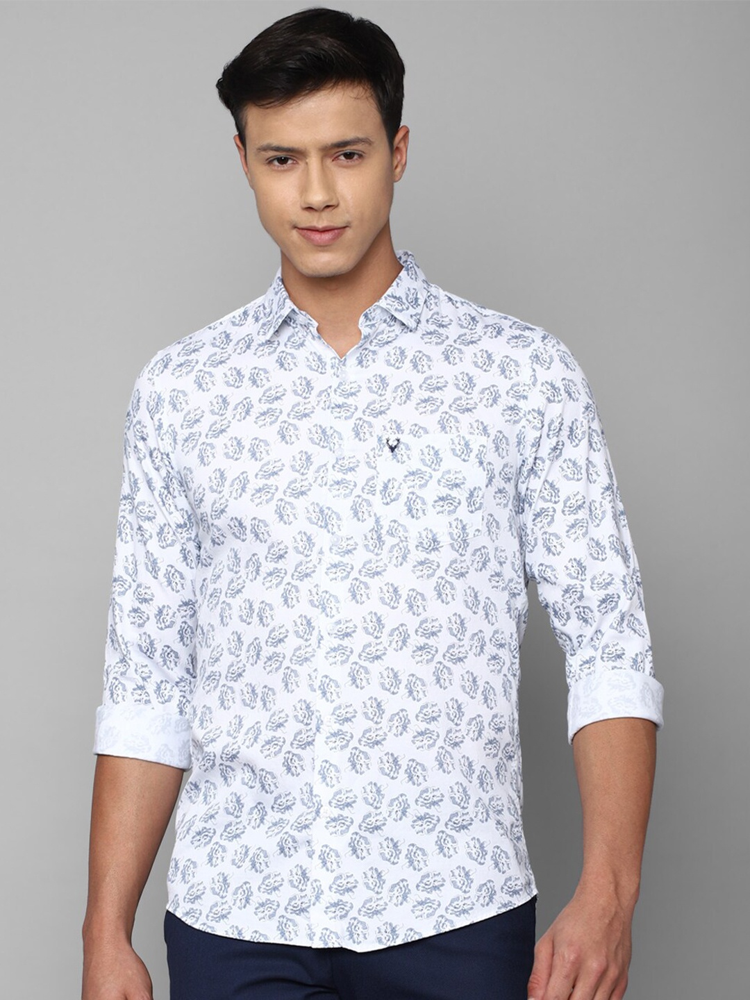 

Allen Solly Men Slim Fit Floral Printed Pure Cotton Casual Shirt, Off white