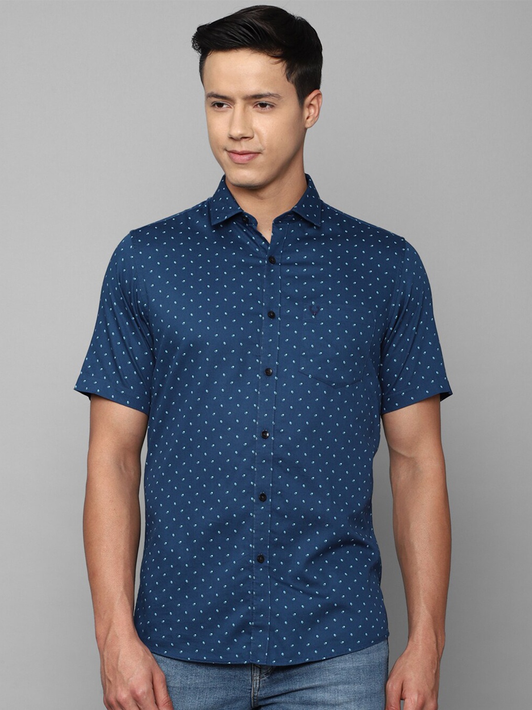 

Allen Solly Men Slim Fit Printed Pure Cotton Casual Shirt, Blue