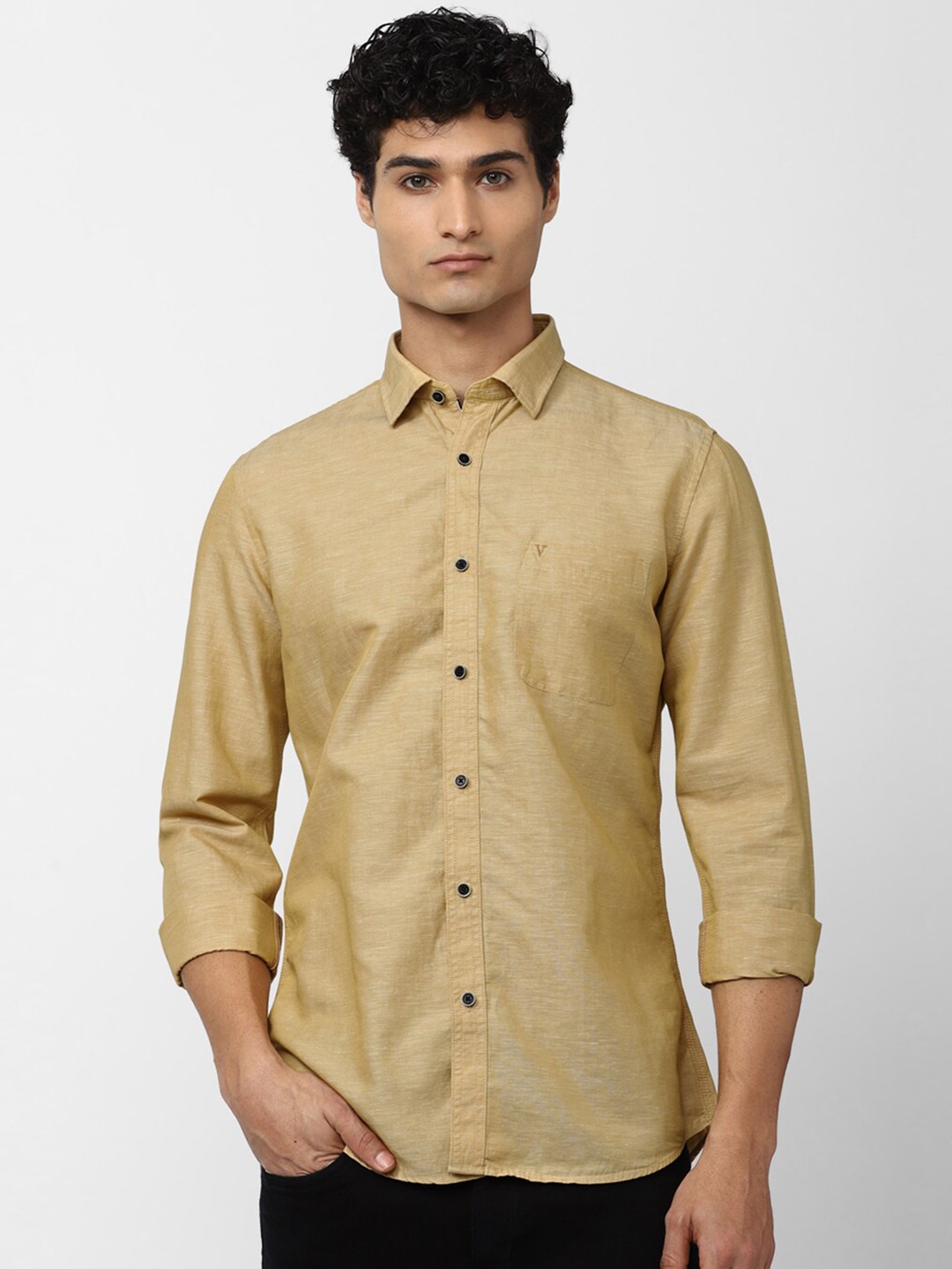 

Van Heusen Sport Men Solid Slim Fit Casual Shirt, Yellow