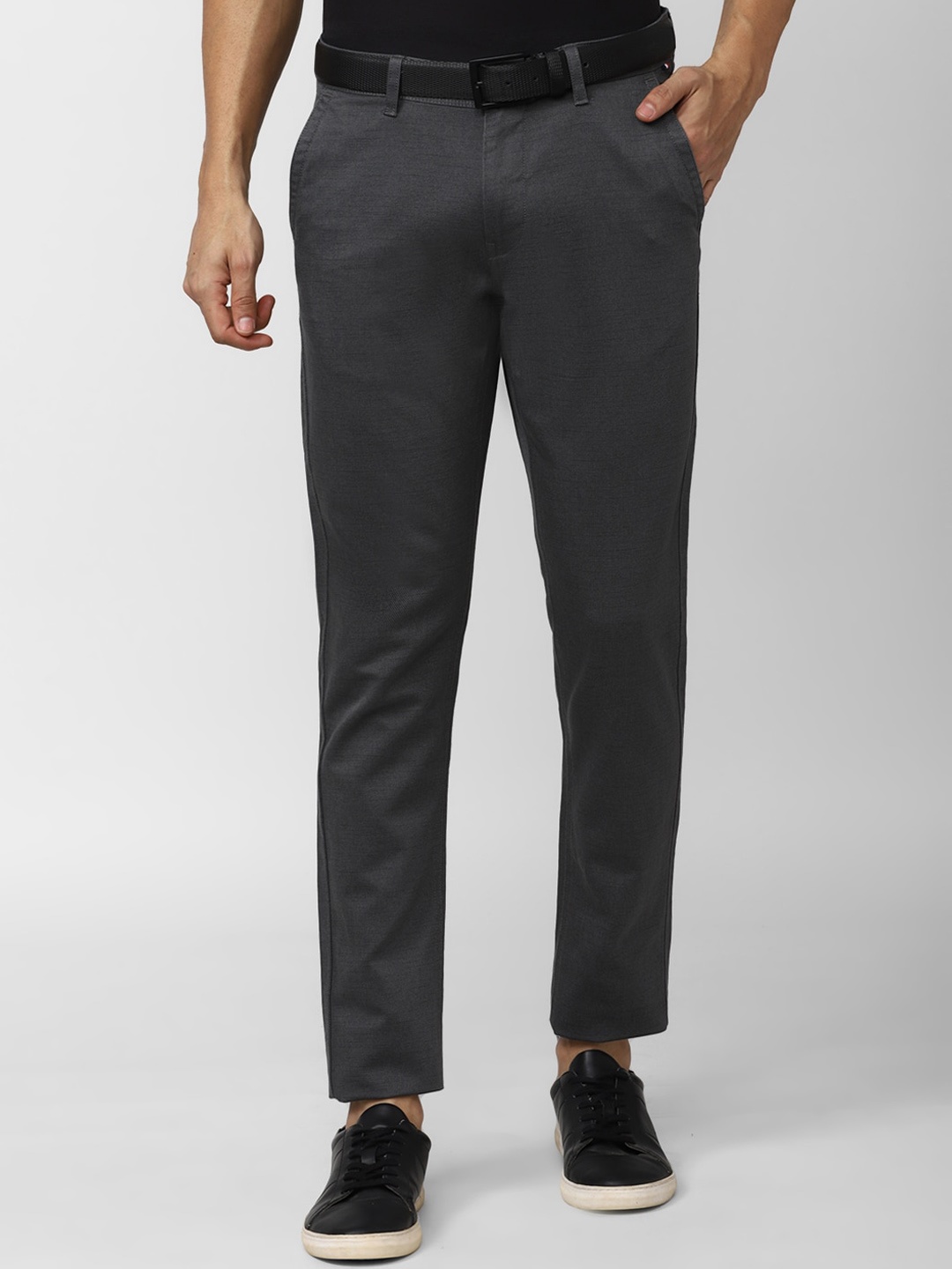 

Van Heusen Sport Men Cotton Slim Fit Trousers, Charcoal