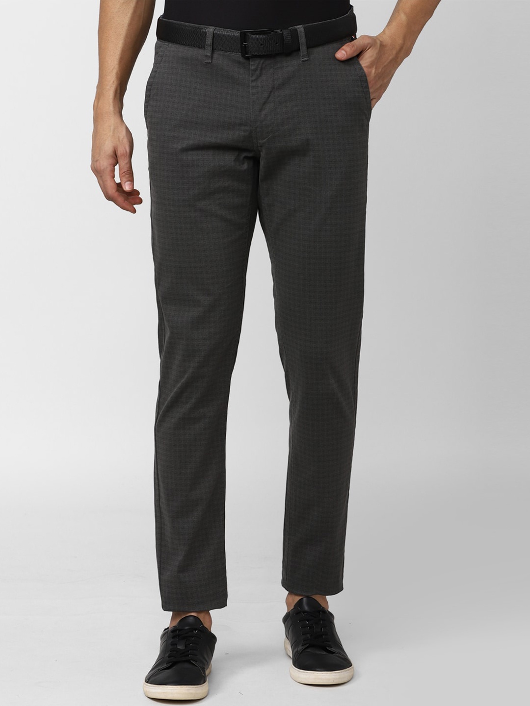 

Van Heusen Sport Men Cotton Printed Slim Fit Trousers, Navy blue