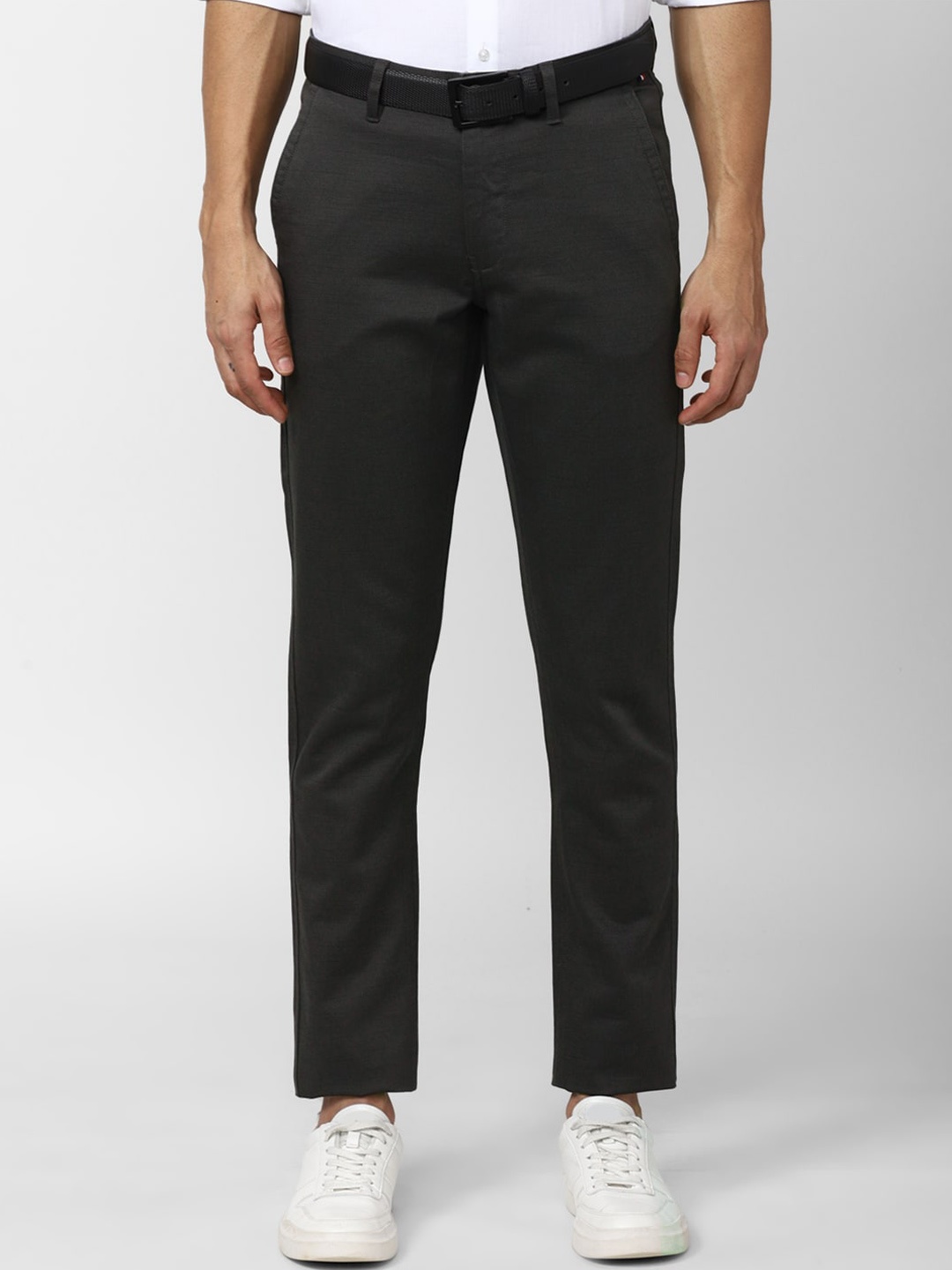 

Van Heusen Sport Men Slim Fit Trousers, Charcoal