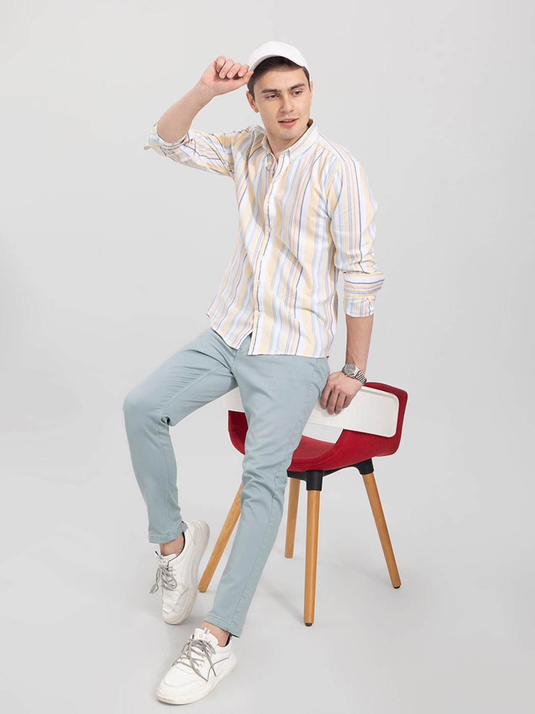 

Snitch Men Yellow Slim Fit Striped Casual Cotton Shirt