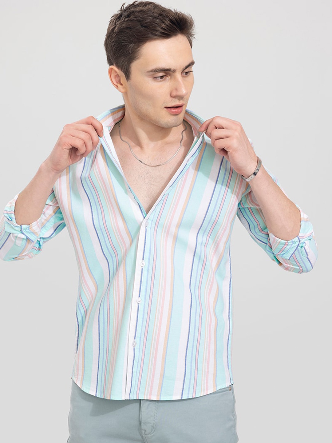 

Snitch Men Vertical Striped Cotton Slim Fit Casual Shirt, Blue