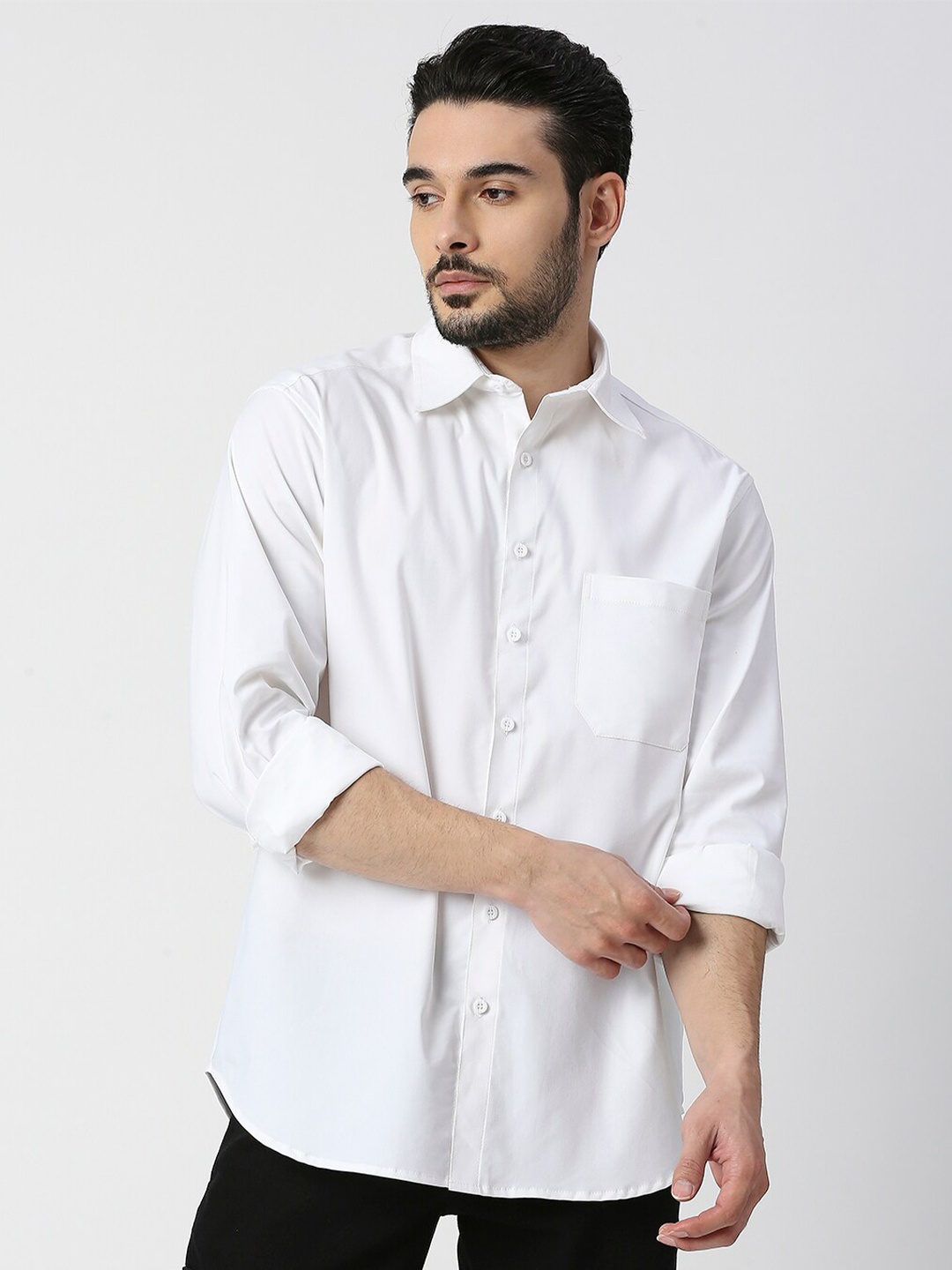 

Blamblack Men White Solid Baggy Cotton Casual Shirt